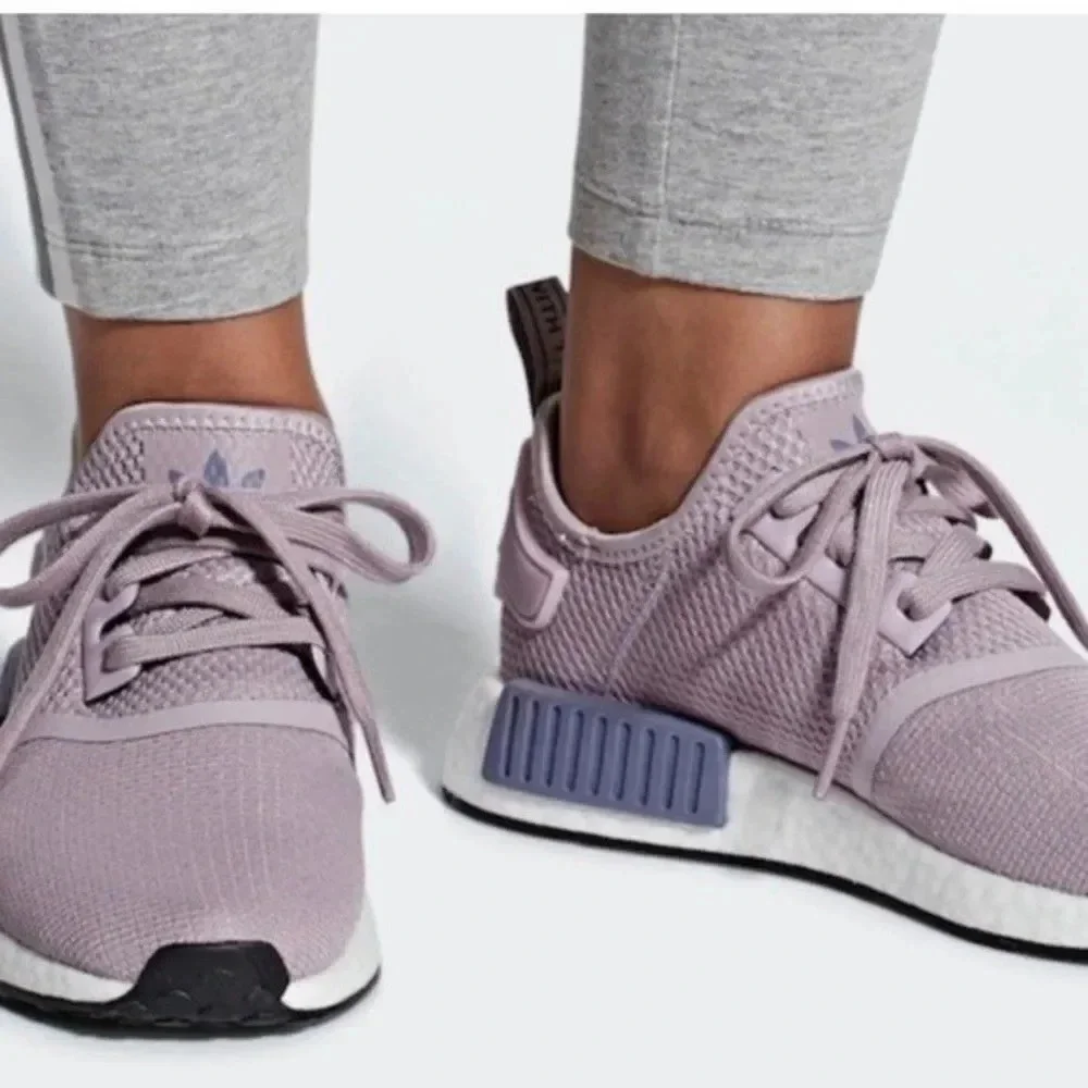 Adidas Boost NMD R1 Athletic Comfy Sneakers Light Purple Lavender Lilac 7.5 8 - Picture 4 of 12